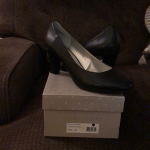 Laura Ashley black pumps
